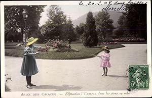 Ansichtskarte / Postkarte Jeux de Graces, Mädchen mit Hüten