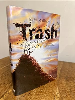 Seller image for Trash >>>> A SUPERB INSCRIBED & SIGNED UK FIRST EDITION & FIRST PRINTING HARDBACK <<<< for sale by Zeitgeist Books