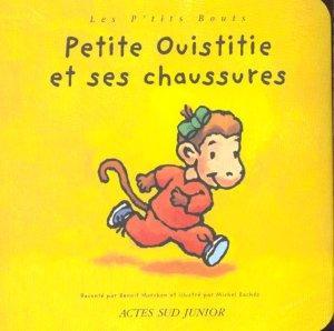 Petite Ouistitie et ses chaussures