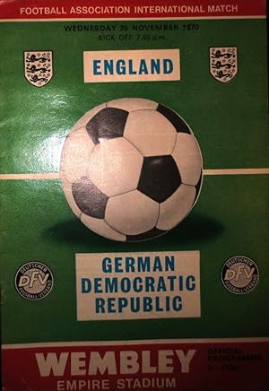 Seller image for ENGLAND - GERMAN DEMOCRATIC REPUBLIC (DDR). 25 November 1970. Wembley Empire Stadium. OFFICIAL PROGRAMME. for sale by Antiquariat Ursula Hartmann