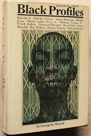 Immagine del venditore per Black Profiles venduto da Ulysses Books, Michael L. Muilenberg, Bookseller