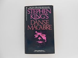 Bild des Verkufers fr Stephen King's Danse Macabre zum Verkauf von Lindenlea Books