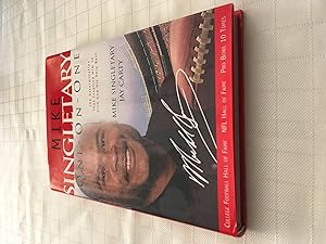 Seller image for Mike Singletary One-On-One: The Determination That Inspired Him to Give God His Very Best [FIRST EDITION, FIRST PRINTING] for sale by Vero Beach Books