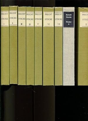 Immagine del venditore per Bertolt Brecht - Stcke - 14 Bnde. Bd. I: Baal, Trommeln der Nacht, Im Dickicht der Stdte. Bd. II: Leben Eduards des Zweiten von England, Mann ist Mann. Bd. III: Die Dreigroschenoper, Aufstieg und Fall der Stadt Mahagonny, Das Badener Lehrstck vom Einverstndnis. Bd. IV: Stcke fr das Theater am Schiffbauerdamm (1927-1933), Zweiter Band. Die heilige Johanna der Schlachthfe, Der Jasager, Der Neinsager, Die Maname. Bd. V: Die Mutter, Die Ausnahme und die Regel, Die Horatier und die Kuriatier. Bd. VI: Die Rundkpfe und die Spitzkpfe, Furcht und Elend des Dritten Reiches. Bd. VII: Die gewehre der Frau Carrar, Mutter Courage und ihre Kinder, das Verhr des Lukullus. Bd. VIII: Leben des Galilei, Der gute Mensch von Sezuan. Bd. IX: Herr Puntila und sein Knecht Matti, Der aufhaltsame Aufstieg des Arturo Ui, Die Gesichte der Simone Machard. Bd. X: Schweyk im zweiten Weltkrieg, Der kaukasische Kreidekreis, Die Tage der Commune. Bd. XI: Bearbeitungen: Die Antigone des Sophokles, Der Hofmei venduto da Antiquariat Buchseite