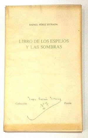 Seller image for Libro de los espejos y las sombras. for sale by ARREBATO LIBROS