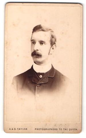 Image du vendeur pour Photo A., G. Taylor, London, Portrait stattlicher junger Mann mit Schnurrbart mis en vente par Bartko-Reher