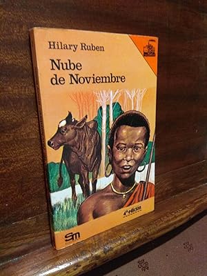 Seller image for Nube de Noviembre for sale by Libros Antuano