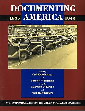 Bild des Verkufers fr Documenting America 1935 - 1943 zum Verkauf von Cher Bibler