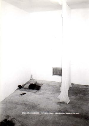 Bild des Verkufers fr Totes Haus ur. La Biennale di Venezia 2001. zum Verkauf von Antiquariat Querido - Frank Hermann
