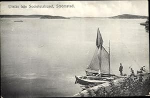 Bild des Verkufers fr Ansichtskarte / Postkarte Strmstad Schweden, Utsigt fran Societetshuset, Segelboot zum Verkauf von akpool GmbH