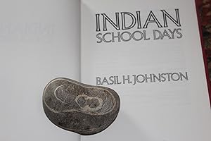 Immagine del venditore per Indian School Days venduto da Wagon Tongue Books