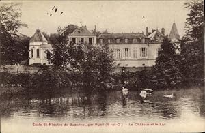 Imagen del vendedor de Ansichtskarte / Postkarte Institution Saint Nicolas de Buzenval, Le Chteau, vu du Lac, cygnes a la venta por akpool GmbH