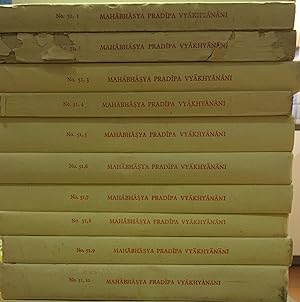 Bild des Verkufers fr Mahabhasya Pradipa vyakhyanani ; commentaires sur le Mahabhasya de Patanjali et le Pradipa de Kaiyata [10 volume set] zum Verkauf von Joseph Burridge Books