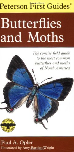 Image du vendeur pour Peterson First Guide to Butterflies and Moths by Opler, Paul A. [Paperback ] mis en vente par booksXpress