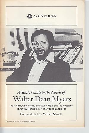 Immagine del venditore per A Study Guide to the Novels of Walter Dean Myers venduto da Beasley Books, ABAA, ILAB, MWABA