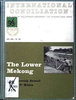 Immagine del venditore per The Lower Mekong: An Experiment in International River Development, No. 558. venduto da books4less (Versandantiquariat Petra Gros GmbH & Co. KG)