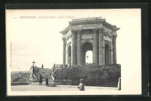 Ansichtskarte Montpellier, Personnes devant le Chateau d`Eau