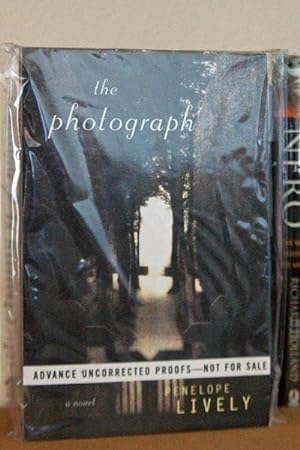 The Photograph ***ADVANCE READERS COPY***
