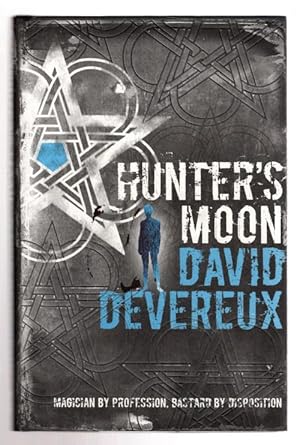Imagen del vendedor de Hunter's Moon by David Devereux (First UK Edition) File Copy a la venta por Heartwood Books and Art