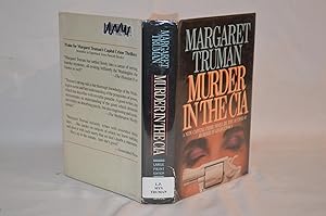 Imagen del vendedor de Murder in the CIA Large Print a la venta por Secondhand Prose, Jesup Memorial Library