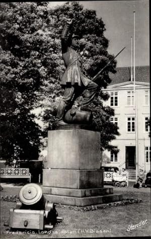 Bild des Verkufers fr Ansichtskarte / Postkarte Fredericia Jutland Dnemark, Landsoldatn Monument zum Verkauf von akpool GmbH