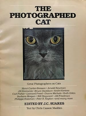 Immagine del venditore per The Photographed Cat venduto da 2nd Hand Books
