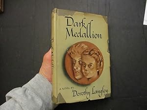Image du vendeur pour Dark Medallion mis en vente par Dean's Books