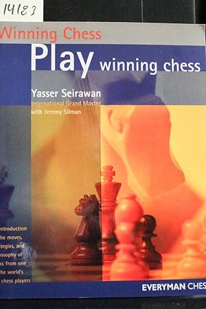 Immagine del venditore per Play Winning Chess venduto da Mad Hatter Bookstore