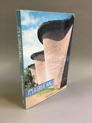 Imagen del vendedor de It's a Great Wall a la venta por DuBois Rare Books