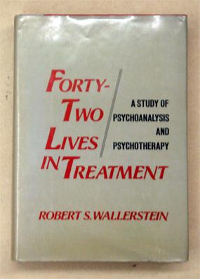 Bild des Verkufers fr Forty-Two Lives in Treatment. A Study of Psychoanalysis and Psychotherapy. zum Verkauf von antiquariat peter petrej - Bibliopolium AG