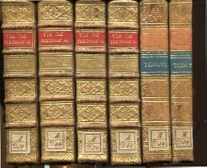 Bild des Verkufers fr Vie de Frdric II roi de Prusse - Accompagne de grand nombre de remarques, pieces justificatives et anecdotes dont la plupart n'ont point encore t publies - Tome I.  IV. en plus Tome V. en plus VII. - Lettres sur Frederic II. - 6 Bnde. Tome I. Annees 1712 - 1756, Tome II. Annees 1756  1763, Tome III. Administration pendant la paix, Tome IV. Vie privee - litteraire, Tome V. und VII. Contenant en forme de Letteres un grand nombre de Faits & d Andecdotes qui n ont point encore etc publies avec Tableau des premieres annees du regne de Frederic-Guillaume II. zum Verkauf von Antiquariat Buchseite