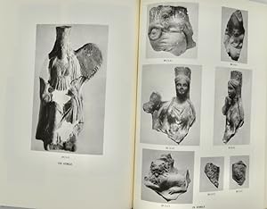 Bild des Verkufers fr TROY. The Terracotta Figurines of the Hellenistic Period. zum Verkauf von Librairie Le Trait d'Union sarl.