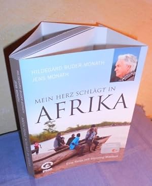 Bild des Verkufers fr Mein Herz schlgt in Afrika. Eine Reise mit Henning Mankell zum Verkauf von AnimaLeser*Antiquariat