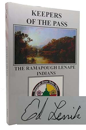 Image du vendeur pour KEEPERS OF THE PASS The Ramapough Lenape Indians mis en vente par Rare Book Cellar