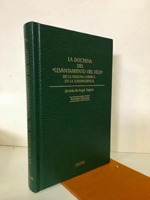 Imagen del vendedor de La doctrina del levantamiento del velo de la persona jurdica en la jurisprudencia a la venta por Librera Torres-Espinosa