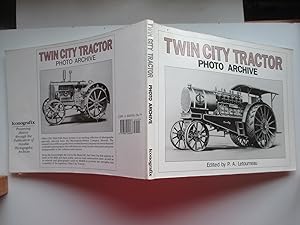 Bild des Verkufers fr Twin City tractor photo archive zum Verkauf von Aucott & Thomas