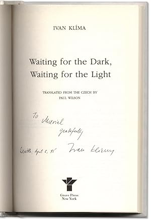 Image du vendeur pour Waiting for the Dark, Waiting for the Light. mis en vente par Orpheus Books