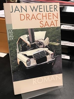 Image du vendeur pour Drachensaat. Roman. mis en vente par Altstadt-Antiquariat Nowicki-Hecht UG