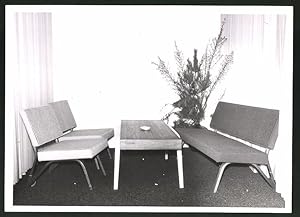 Fotografie Musterzimmer, Aufenhaltsbereich - Wartezimmer mit Sitzgelegenheiten