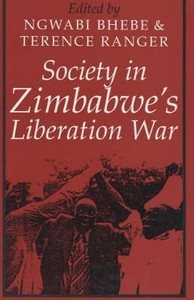 Immagine del venditore per Society in Zimbabwe's Liberation War venduto da GreatBookPricesUK