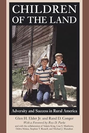 Imagen del vendedor de Children of the Land : Adversity and Success in Rural America a la venta por GreatBookPricesUK