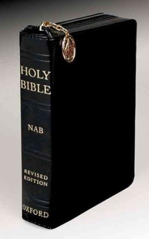 Seller image for New American Bible : Black Duradera with Zipper Closure, Gilded Edges, Ribbon Marker, Presentation Page for sale by GreatBookPricesUK