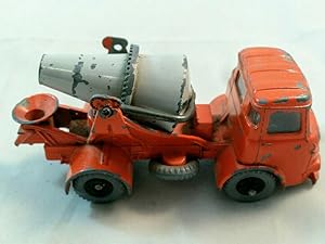 Dinky SuperToys Nr. 960: Lorry-Mounted concrete mixer / LKW-Betonmischer [Spielzeug]. With Window...