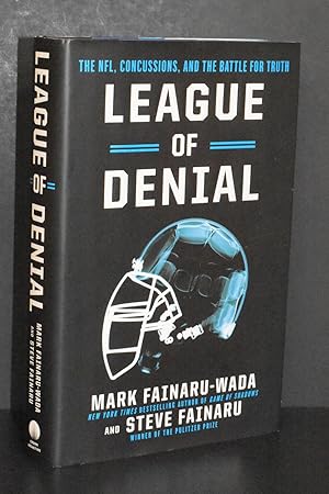 Imagen del vendedor de League of Denial; The NFL, Concussions, and the Battle for the Truth a la venta por Books by White/Walnut Valley Books