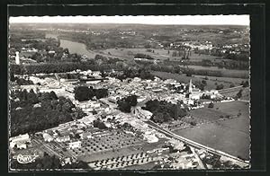 Carte postale Podensac, Vue générale aérienne