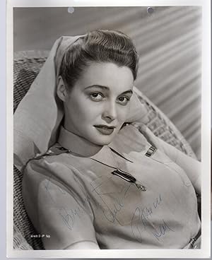 Patricia Neal -SIGNED PHOTOGRAPH