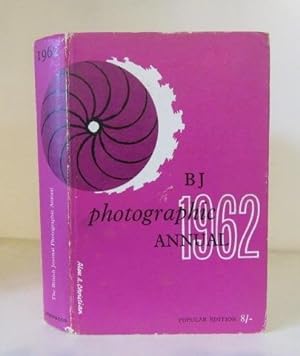Image du vendeur pour The British Journal Photographic Annual and Photographer's Daily Companion 1962 mis en vente par BRIMSTONES