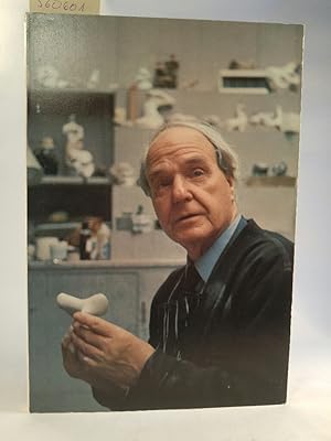 Imagen del vendedor de 70 Years of Henry Moore. Documentation collected and edited by David Mitchinson. One-man exhibitions. Biography. Bibliography (monographs). a la venta por ANTIQUARIAT Franke BRUDDENBOOKS