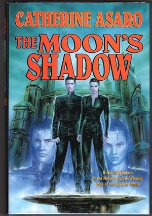 Immagine del venditore per The Moon's Shadow by Catherine Asaro (First Edition) venduto da Heartwood Books and Art