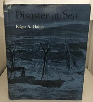 Imagen del vendedor de Disaster At Sea a la venta por S. Howlett-West Books (Member ABAA)